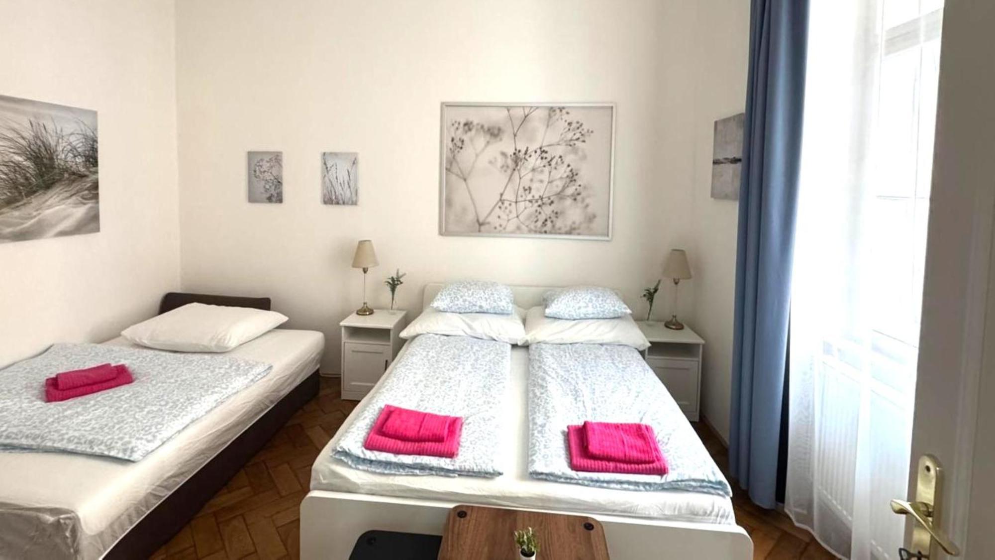 Side Street Apartments Prag Exterior foto